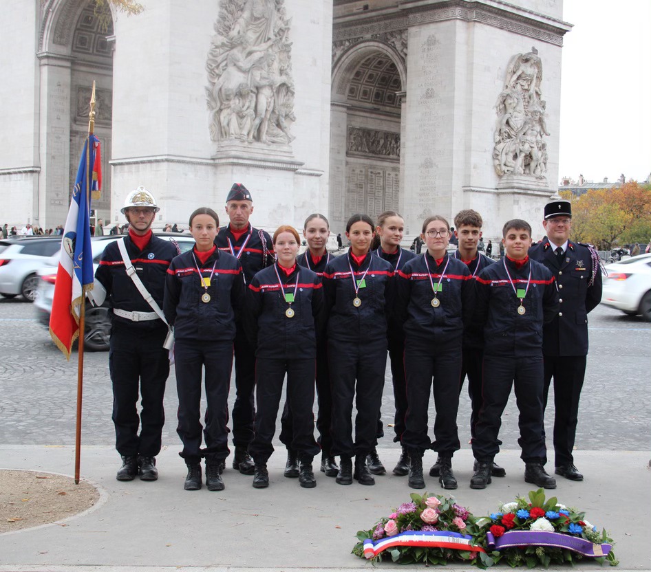 Flamme Soldat inconnu Paris Louhans Chateaurenaud 1