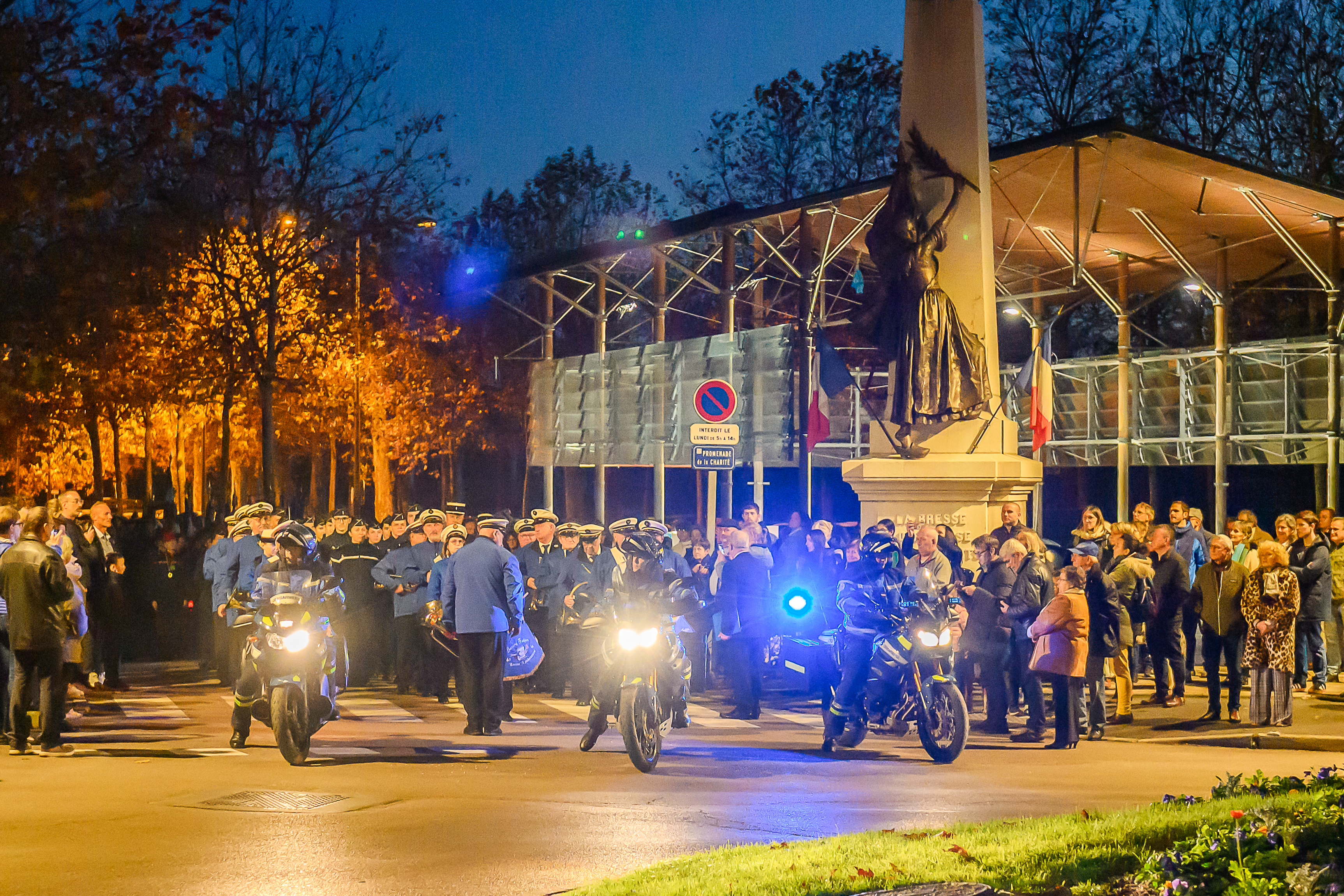 Flamme Soldat inconnu Paris Louhans Chateaurenaud 14